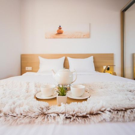 Zen Residential Apartments 克卢日-纳波卡 外观 照片