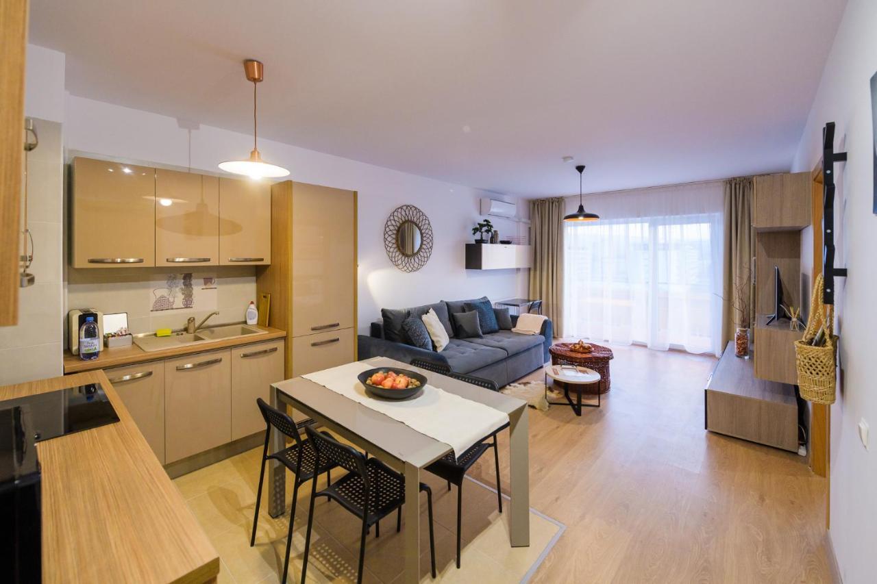 Zen Residential Apartments 克卢日-纳波卡 外观 照片